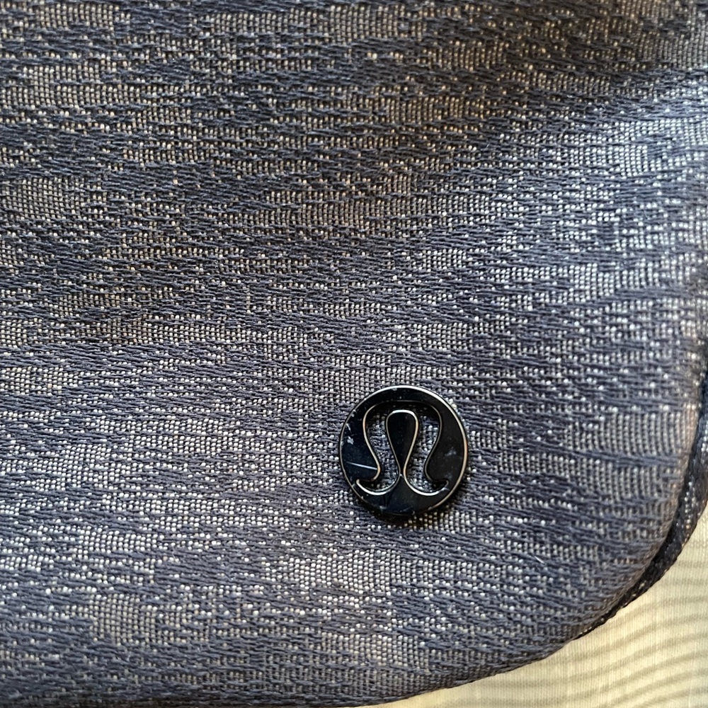 lululemon athletica Black Crossbody Bag - Picture 6 of 11